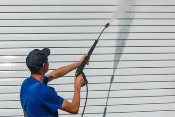 Limpeza de garagem e área externa